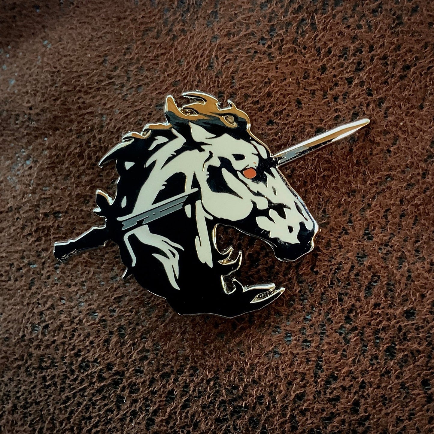 Unicorn's Blood 'White' - Hard Enamel pin