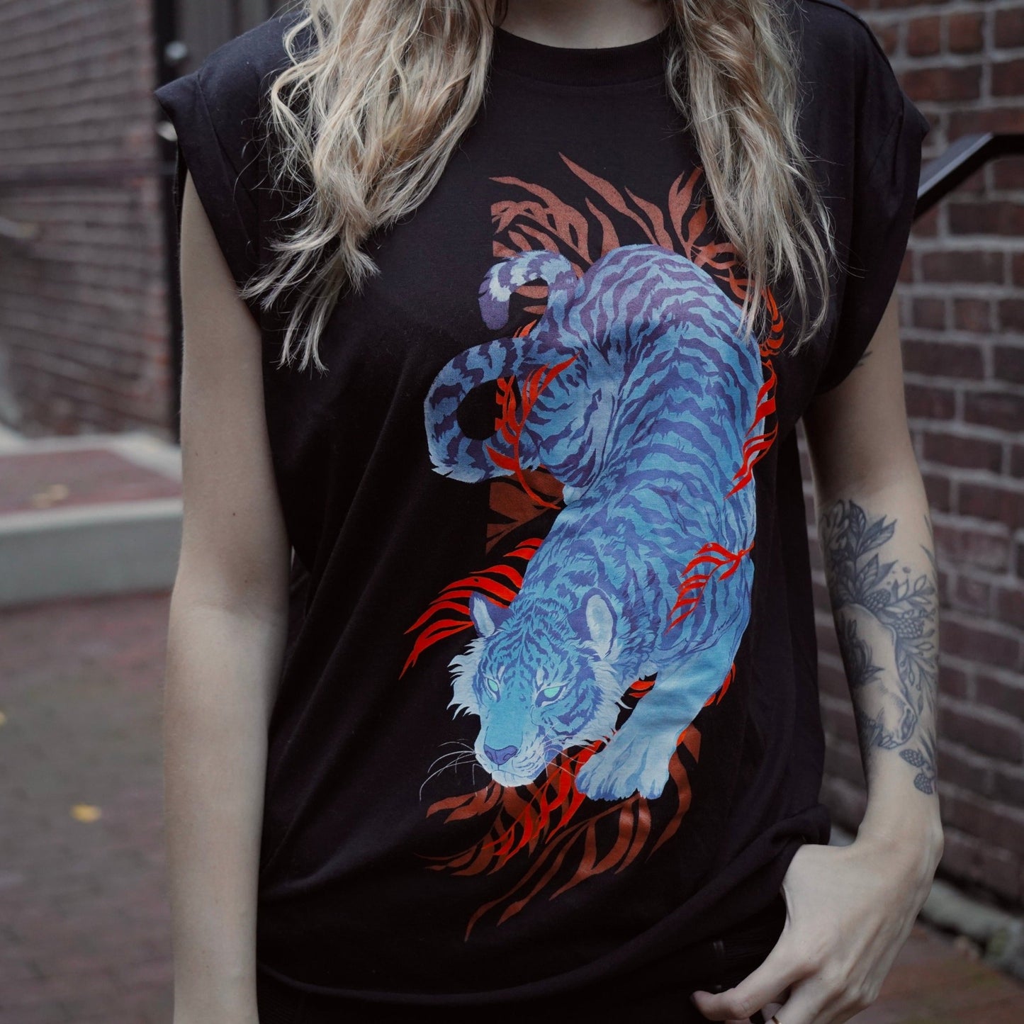 Azure Tiger - Black Flowy Muscle Tee - KIRIN KONCEPT - tshirt